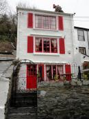Strawberry Fields - a stunning luxury one bedroom cottage in Polperro